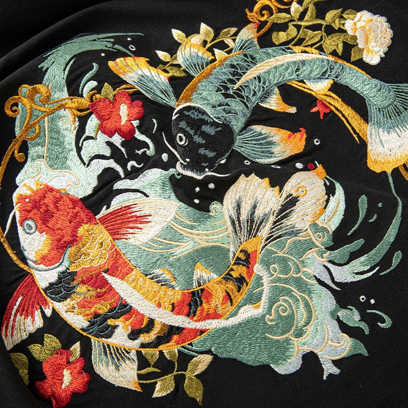 Short sleeved T-shirt for boys embroidered with blooming koi fish