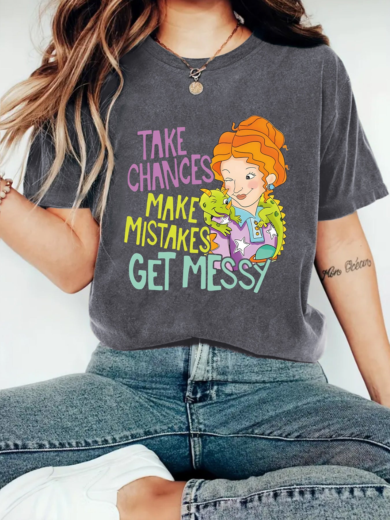 T-shirt with female cartoon character print